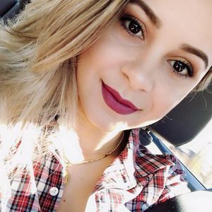 Meet your Posher, Renata